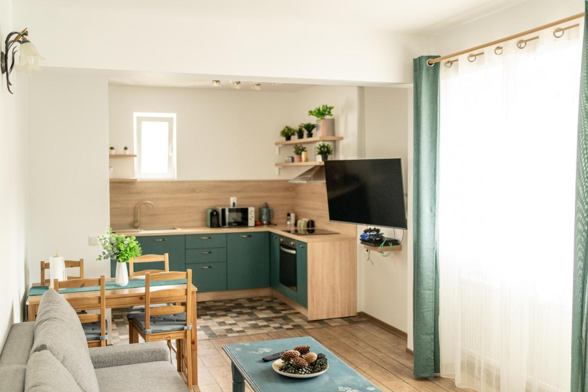 بويانا براسوف Dinvis Apartments المظهر الخارجي الصورة