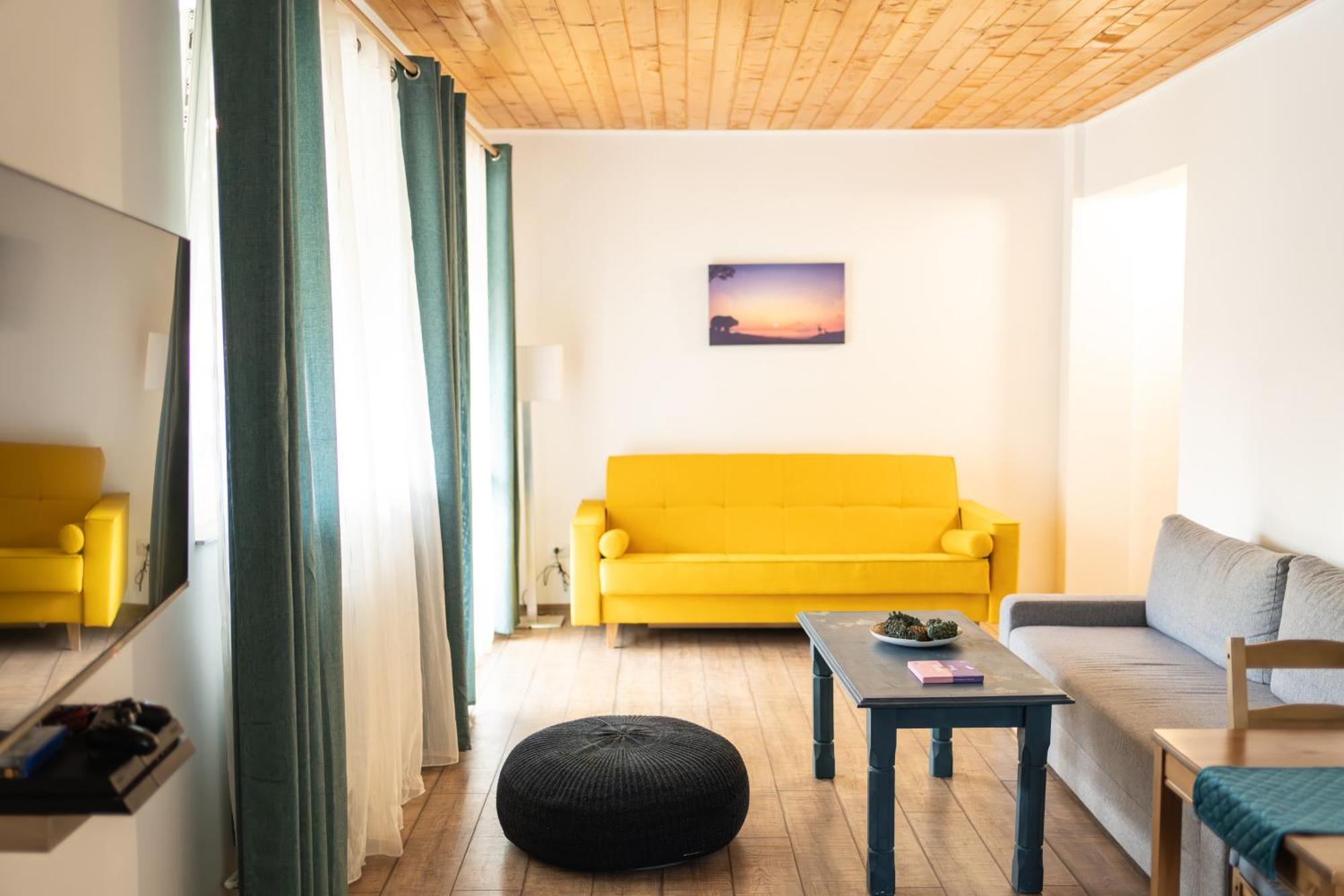 بويانا براسوف Dinvis Apartments المظهر الخارجي الصورة