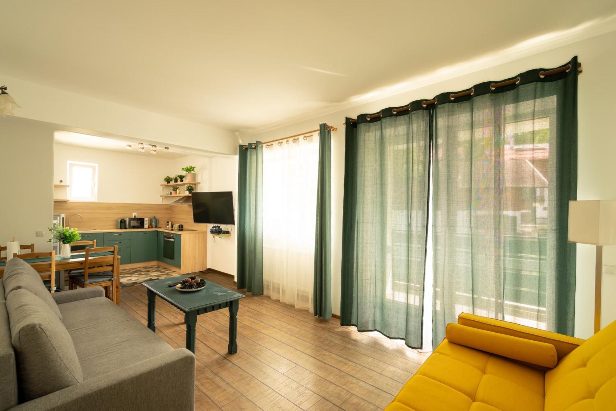 بويانا براسوف Dinvis Apartments المظهر الخارجي الصورة