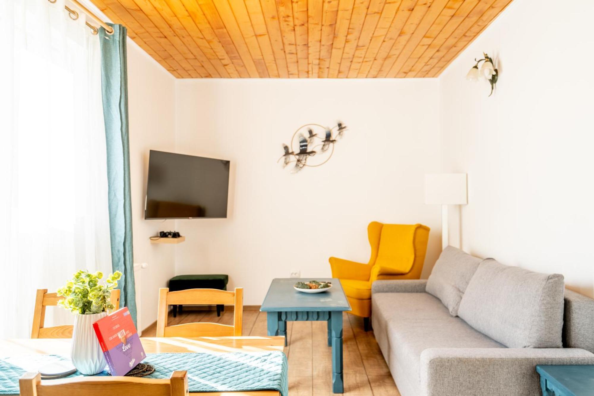 بويانا براسوف Dinvis Apartments المظهر الخارجي الصورة